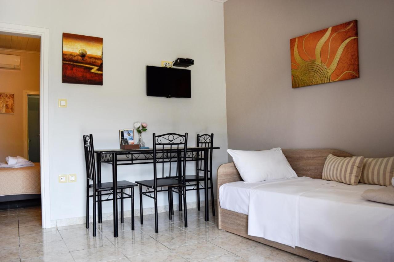 Val Di Compare Apartments Vathy  Esterno foto