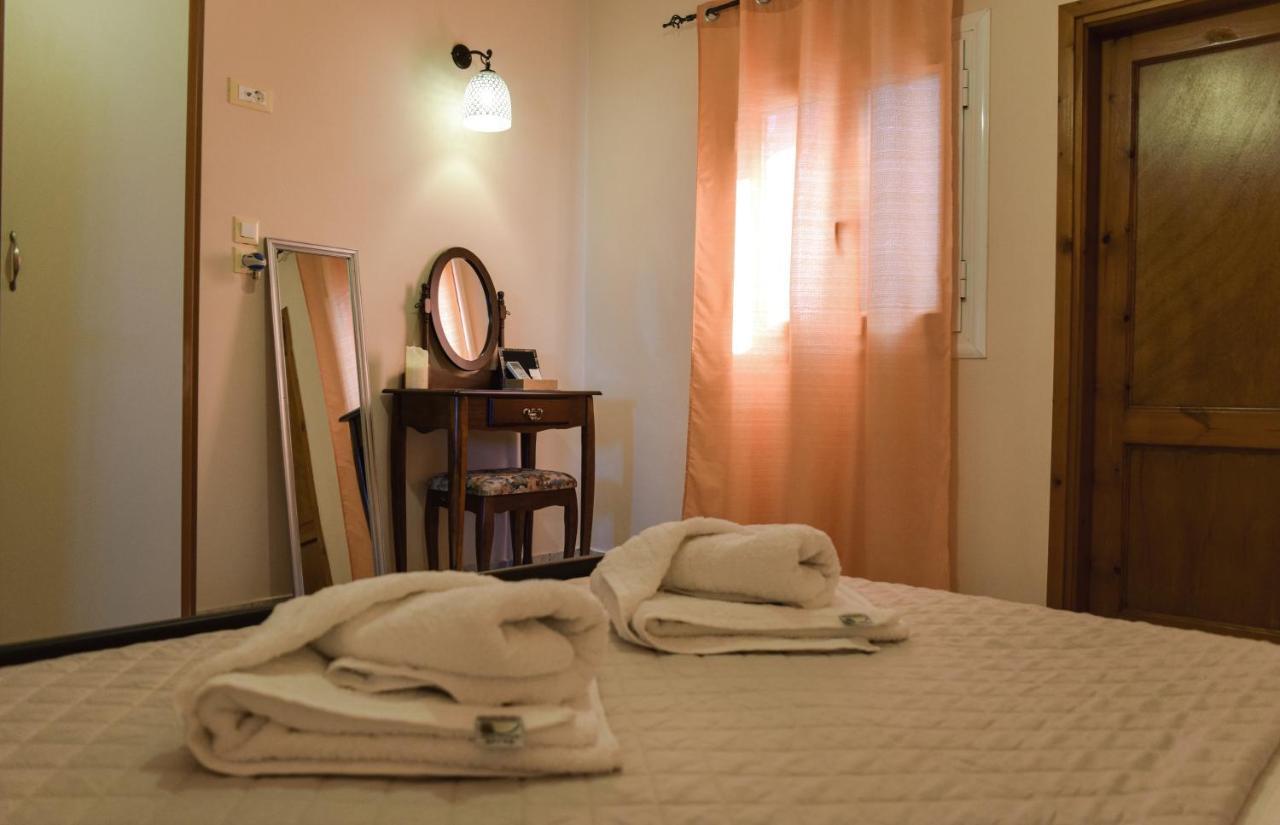 Val Di Compare Apartments Vathy  Esterno foto